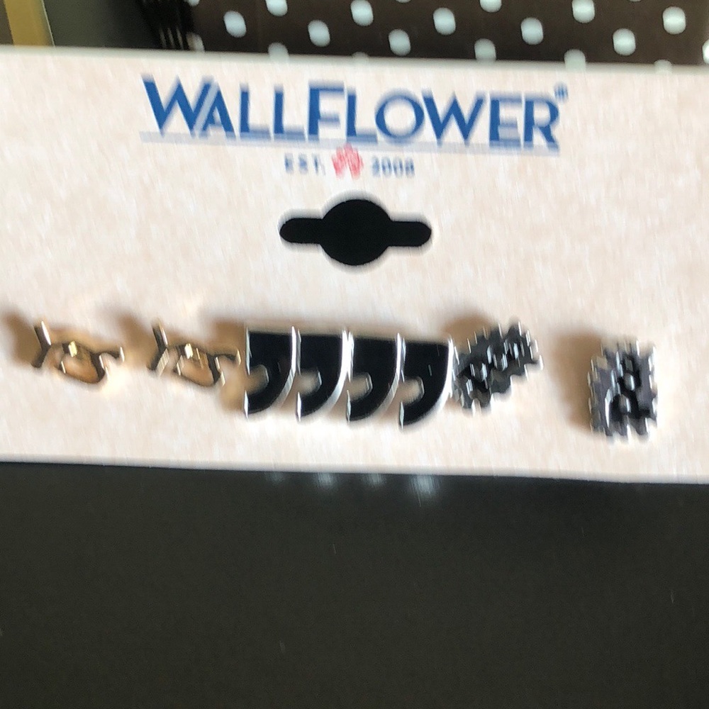 Cute Expressions Earrings Set